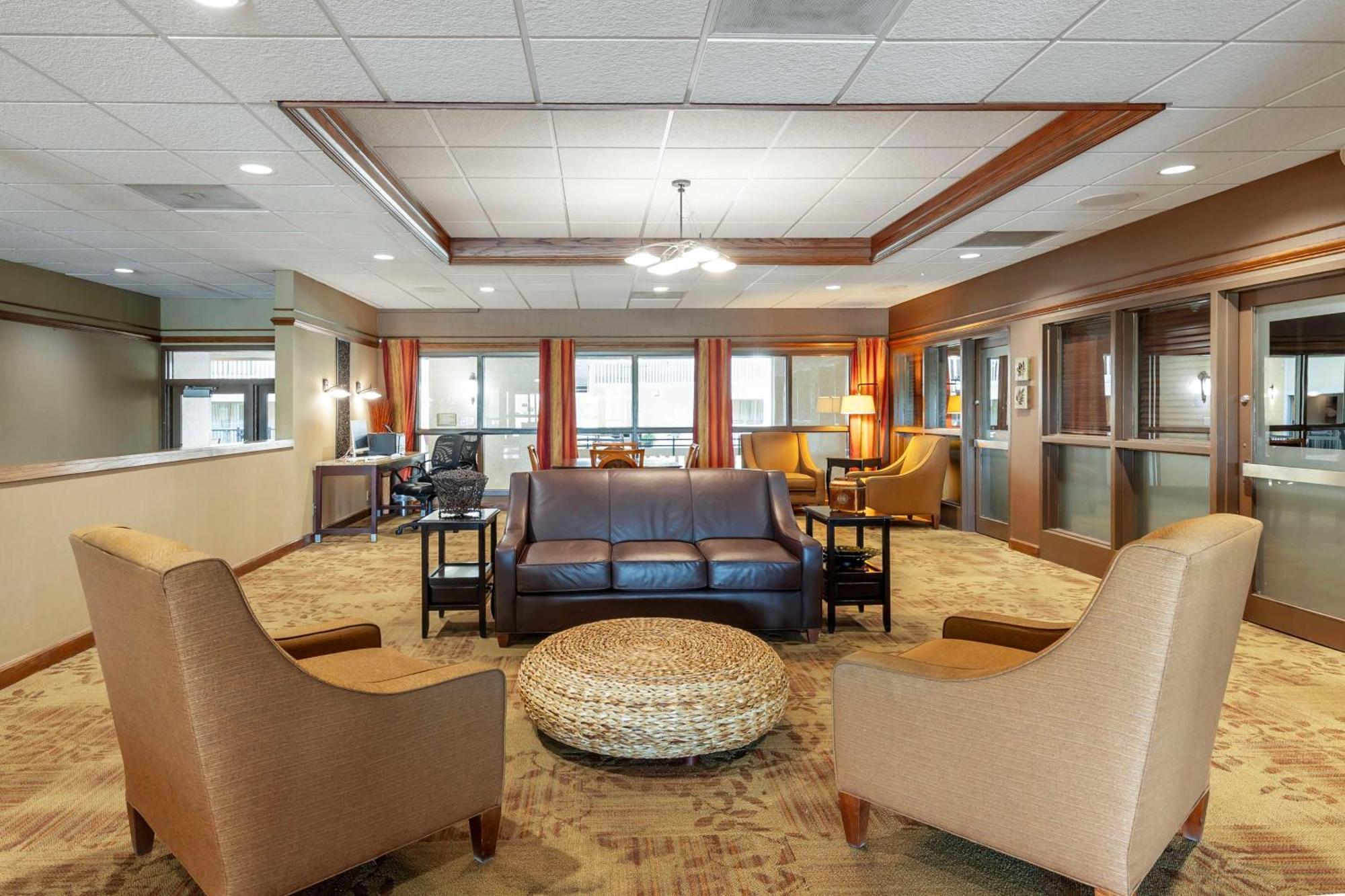 Best Western Plus Steeplegate Inn Дейвънпорт Екстериор снимка