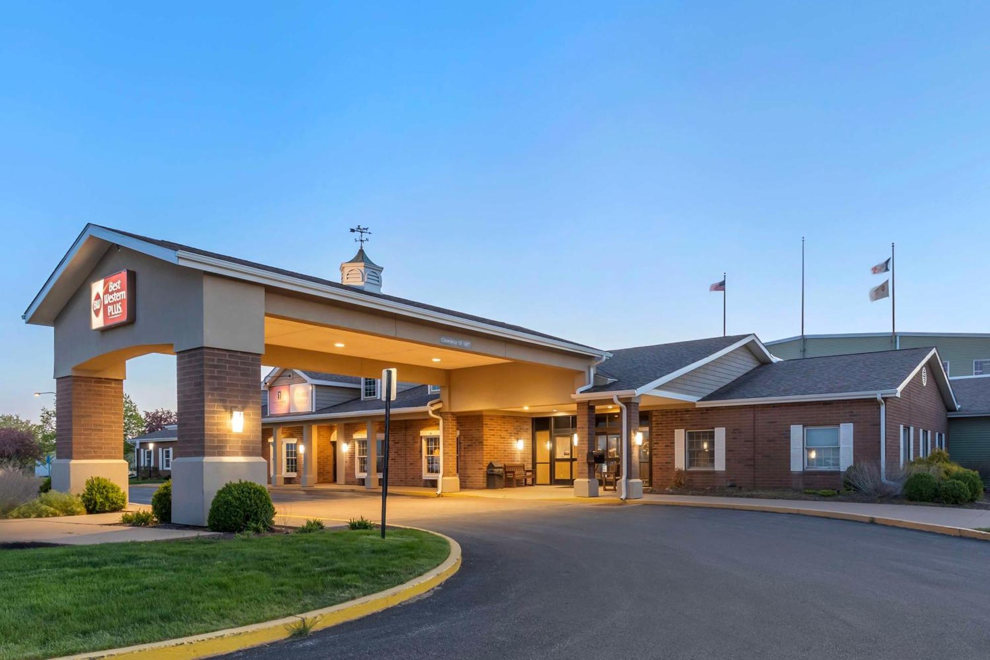 Best Western Plus Steeplegate Inn Дейвънпорт Екстериор снимка